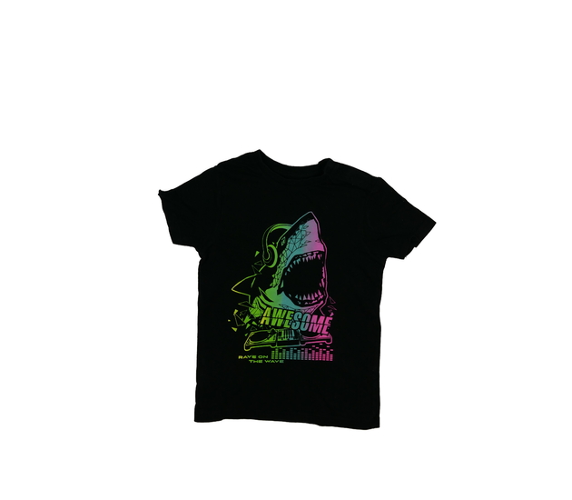 Černé triko se žralokem George