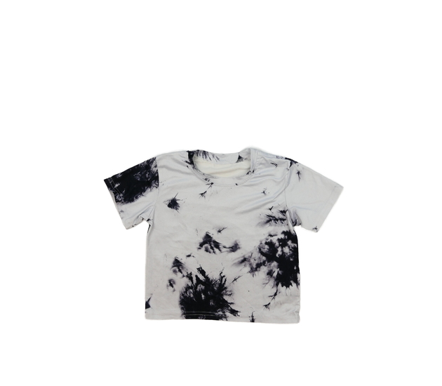 Světlé batikované kratší triko 