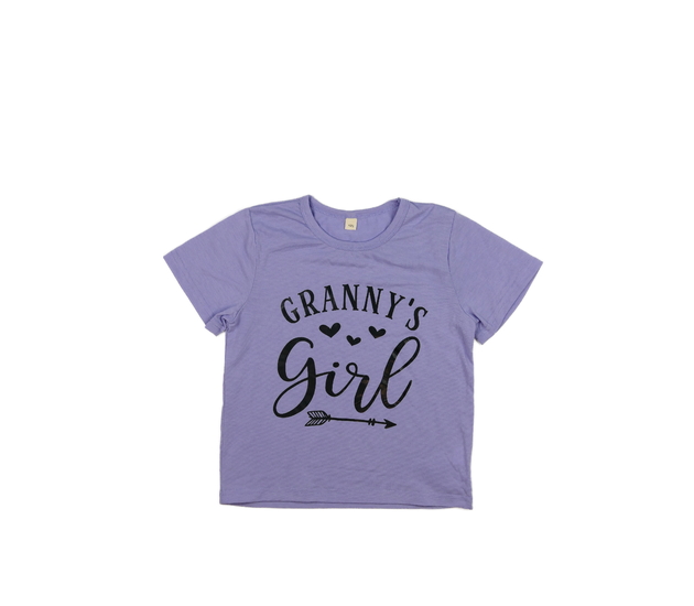 Fialové triko s nápisy 