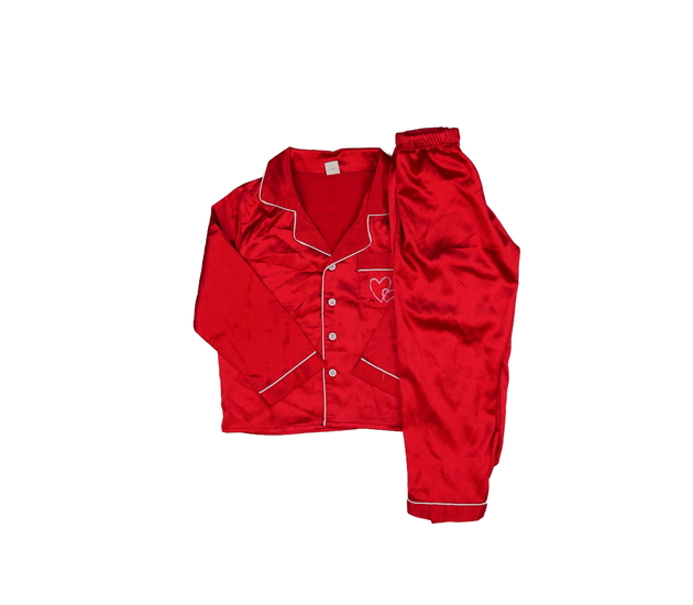 Červené saténové pyžámko