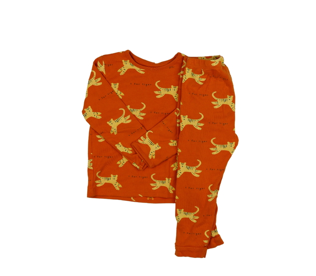 Oranžové pyžamo se zvířátky George