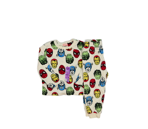 Nové krémové pyžamo Marvel Primark 