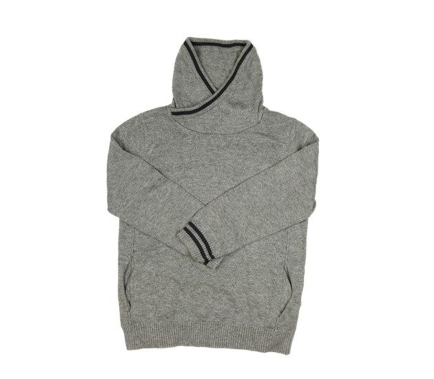 Šedý přízový svetr 