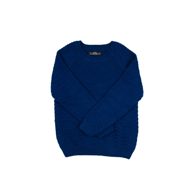 Modrý vzorovaný svetr